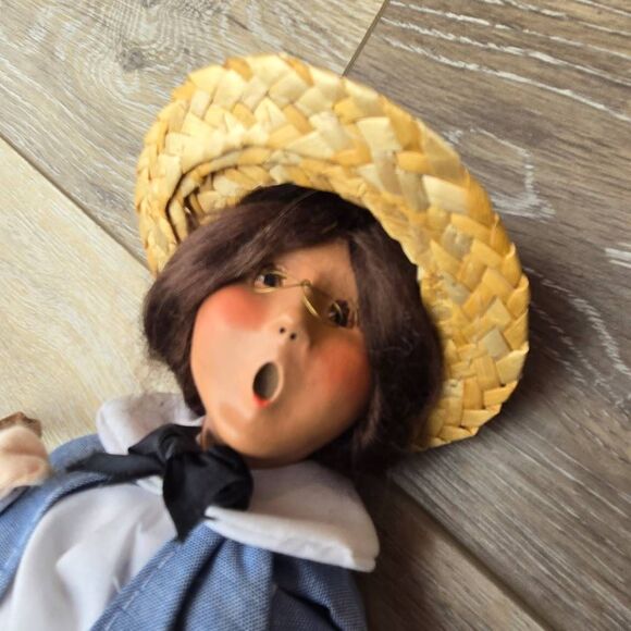 Byers Choice The Carolers Artist or Teacher 13" standing doll vintage 2000 - Picture 5 of 12